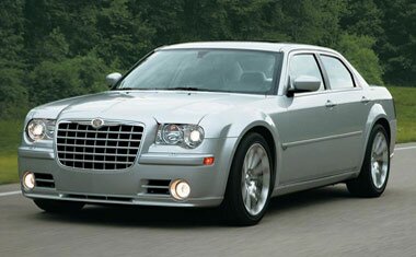 Chrysler 300C SRT-8:    69 300 