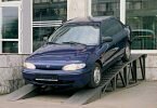  Hyundai Accent /   