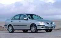 Nissan Almera -  