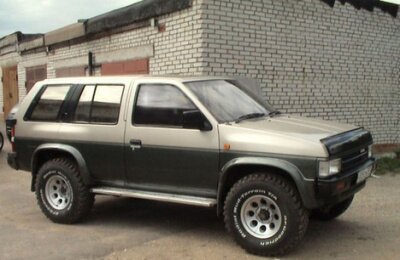 Nissan Terrano ( ) 1993 ..