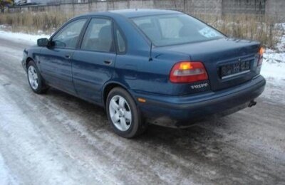 Volvo S40 ( S40) 1998 ..