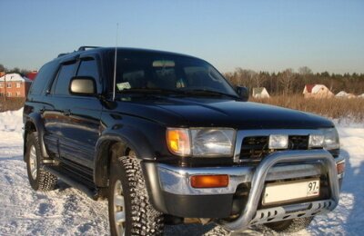 Toyota 4 Runner ( 4 ) 1997 ..