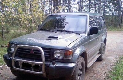 Mitsubishi Pajero ( ) 1995 ..